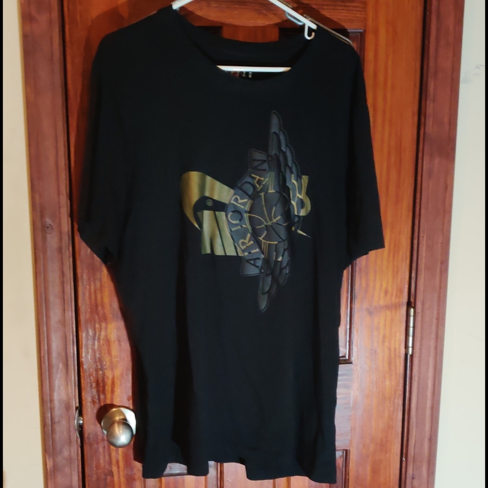Nike t